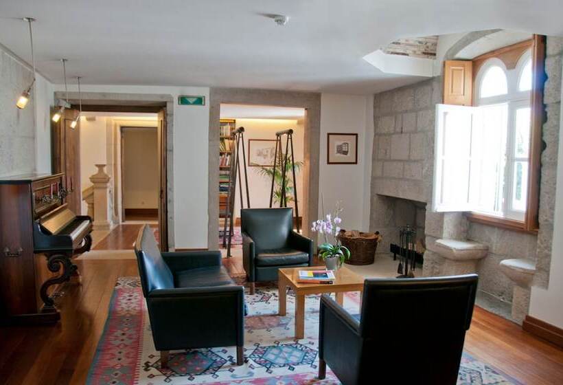 Casa Melo Alvim by Unlock Hotels