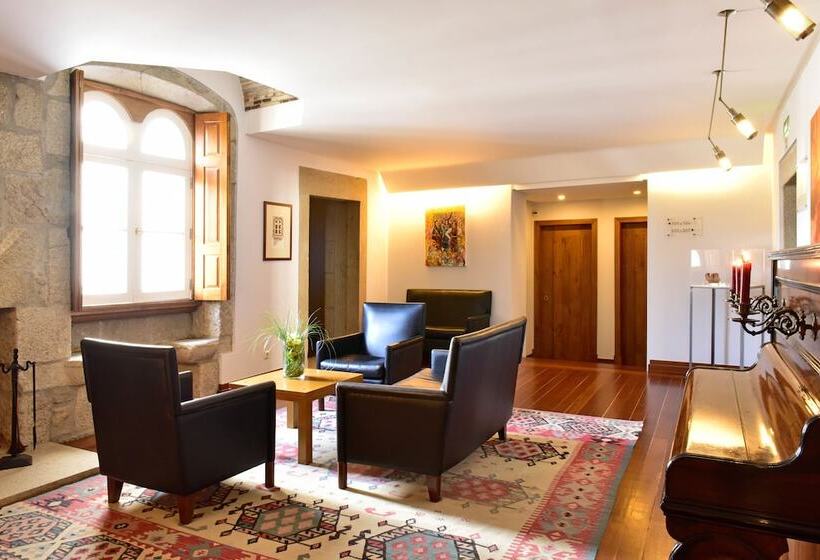 Casa Melo Alvim by Unlock Hotels