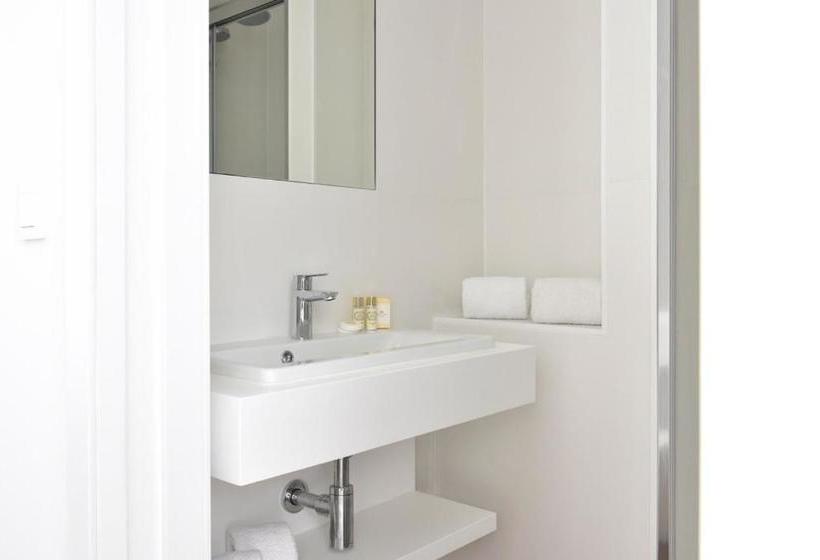 Casa Melo Alvim by Unlock Hotels