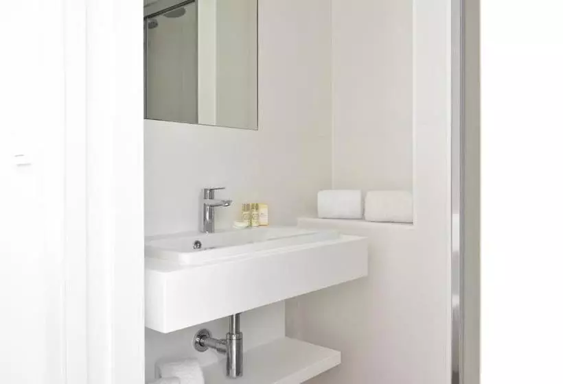 Casa Melo Alvim by Unlock Hotels