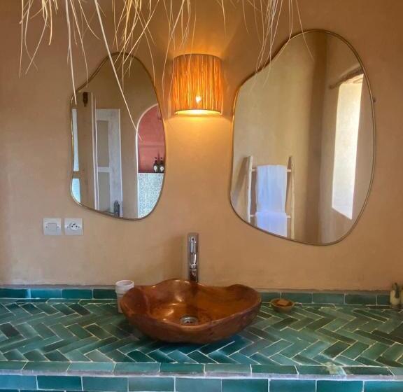 مبيت وإفطار La Villa Sauvage