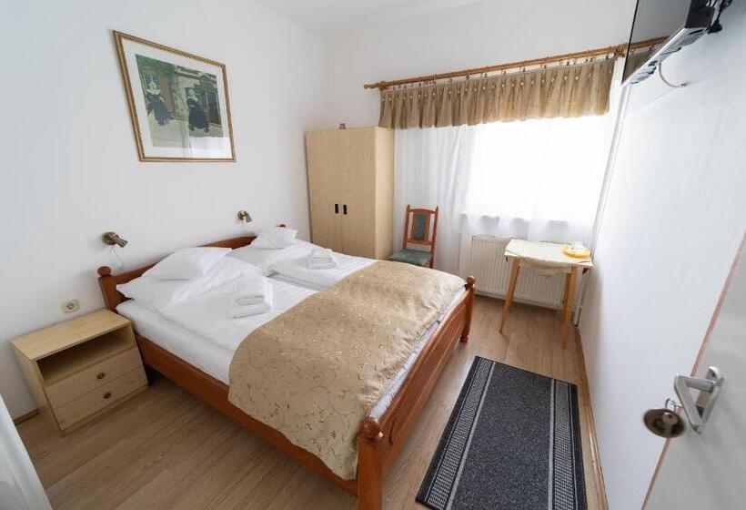 مبيت وإفطار Villa Lotus