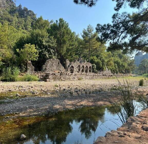 هتل 212 Olympos