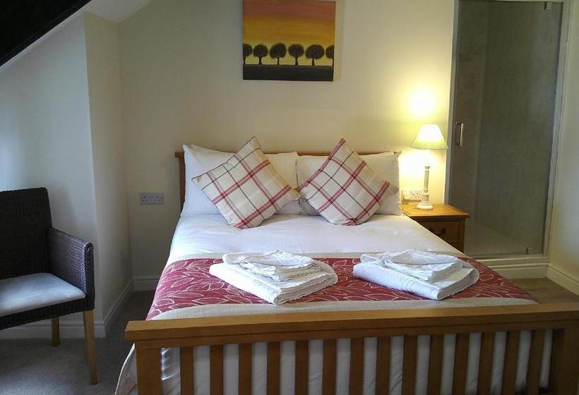 בית מלון כפרי The Crown