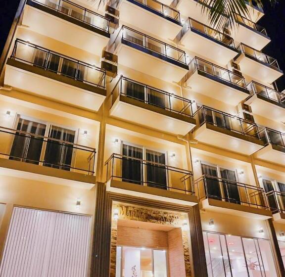 פנסיון Icom Marina Sea View