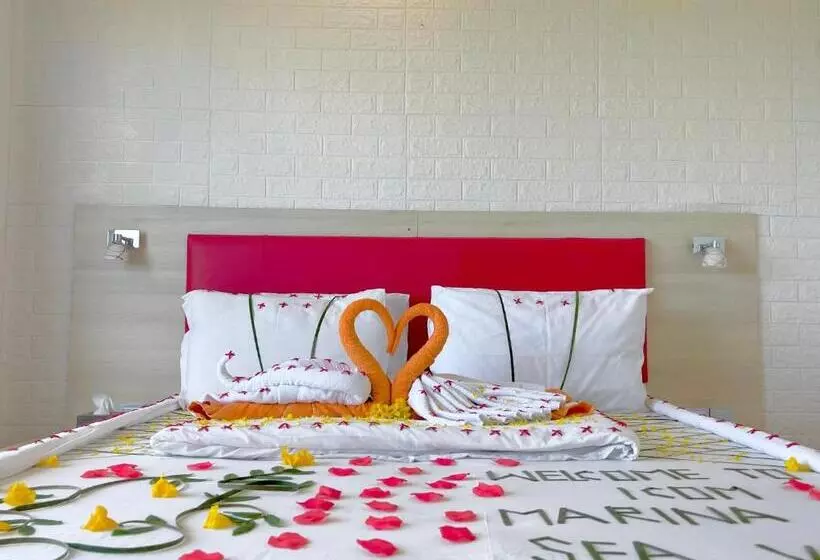 پانسیون Icom Marina Sea View