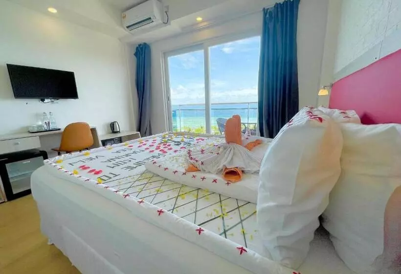 پانسیون Icom Marina Sea View