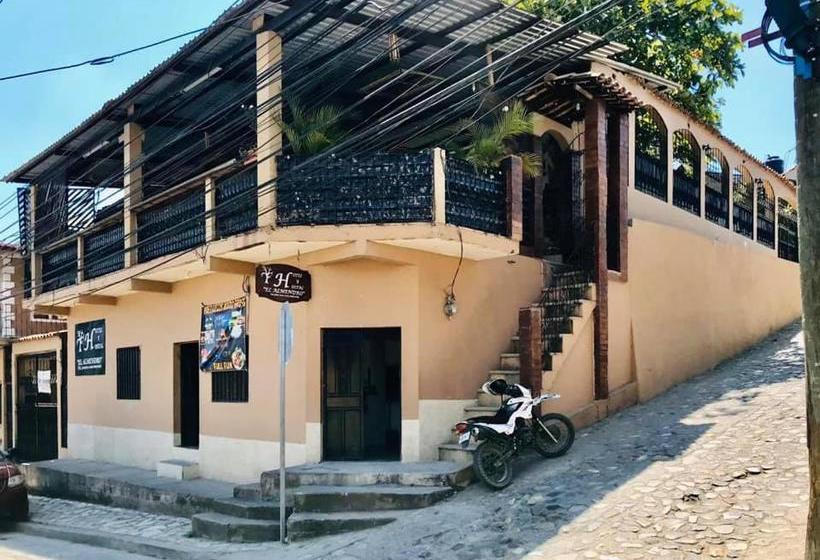 تختخواب و صبحانه El Almendro