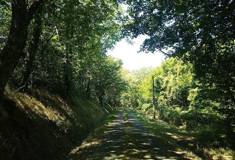مبيت وإفطار Les Bulles Perchées De Lartigue