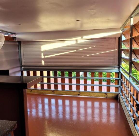 تختخواب و صبحانه Yangou Appart 1