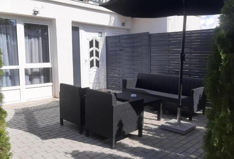 Bed and Breakfast Zöldház Panzió