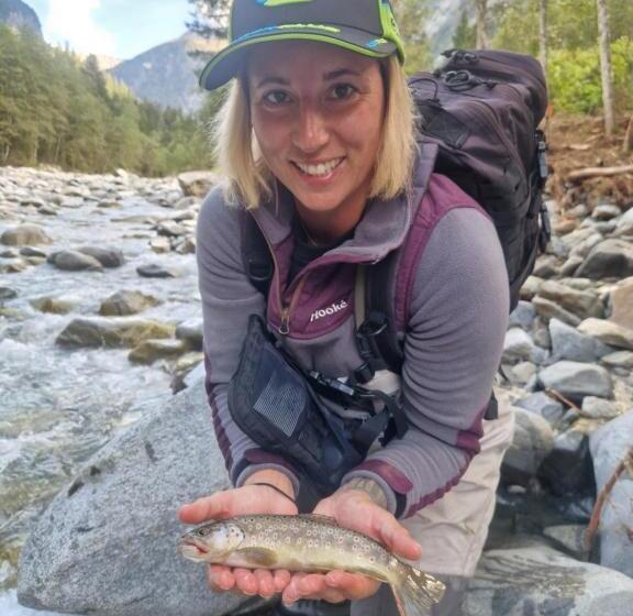 تختخواب و صبحانه Zum Schneider