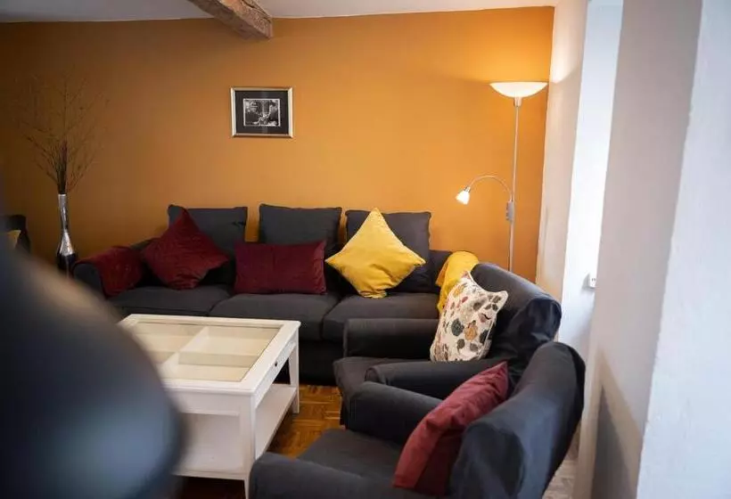 Hotelli Altes Pfarrhaus