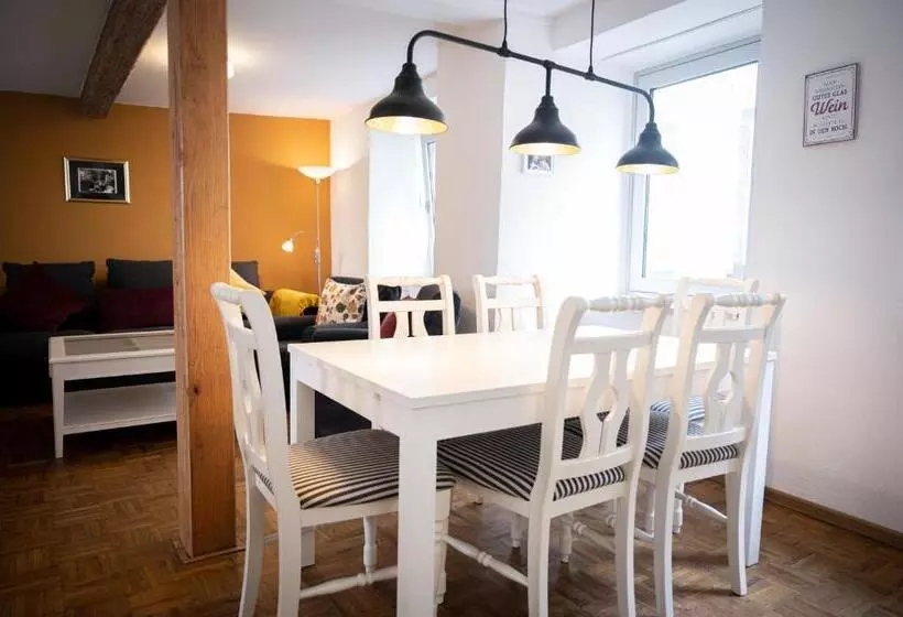 Hotelli Altes Pfarrhaus