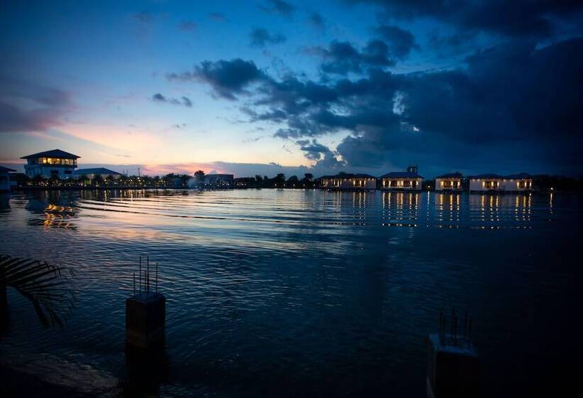 هتل Lumbini Palace Resort