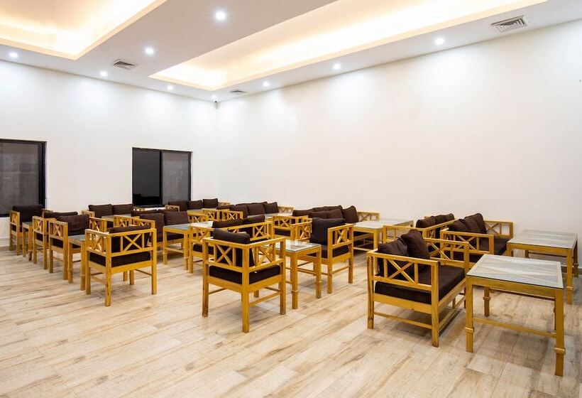 هتل Lumbini Palace Resort