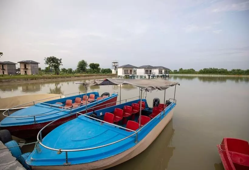 هتل Lumbini Palace Resort