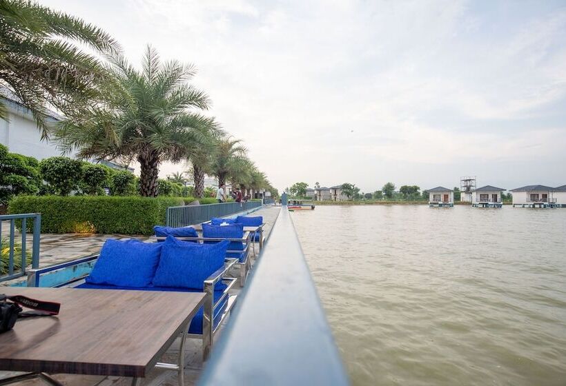 هتل Lumbini Palace Resort