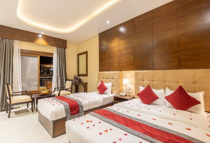 هتل Lumbini Palace Resort