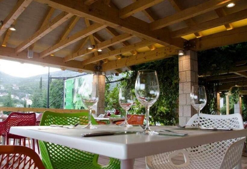 هتل Villa Pergola