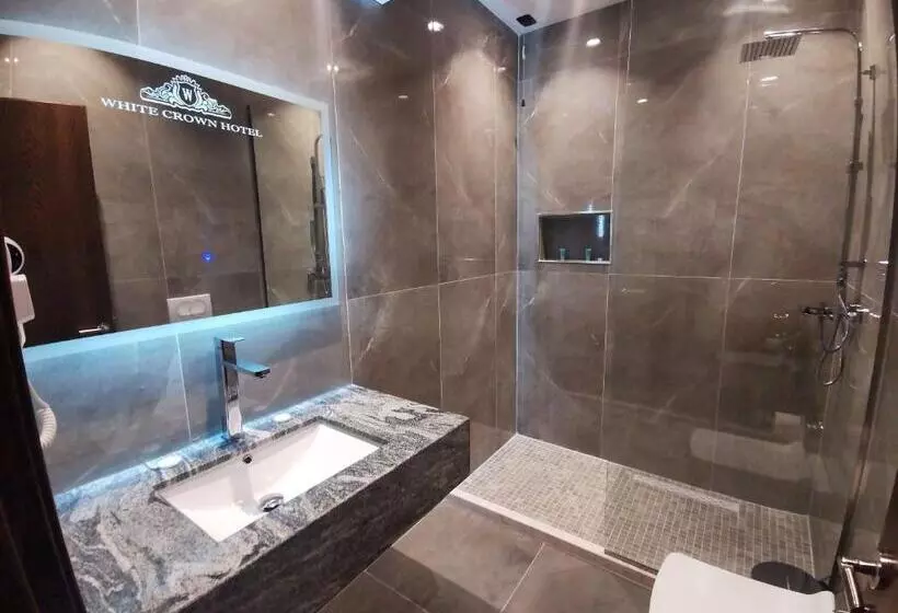 ホテル White Crown