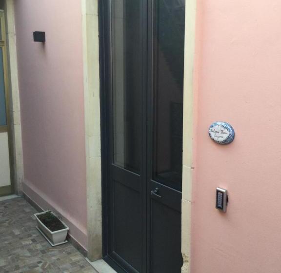 פנסיון B&b Affittacamere Trigona