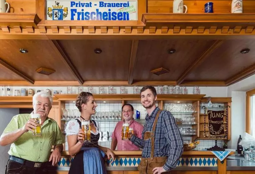 ペンション Brauerei Und Gasthof Frischeisen