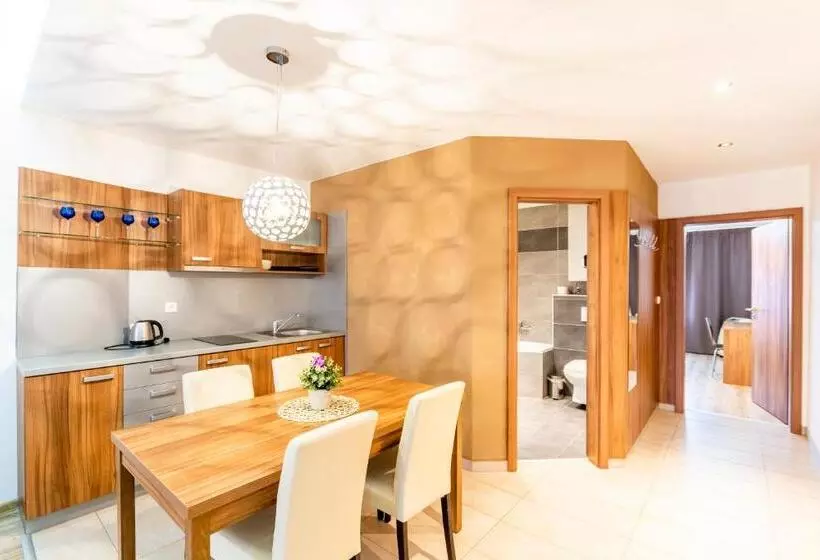 ペンション Penzion Blatnička