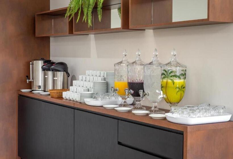 هتل Laghetto Stilo Vita