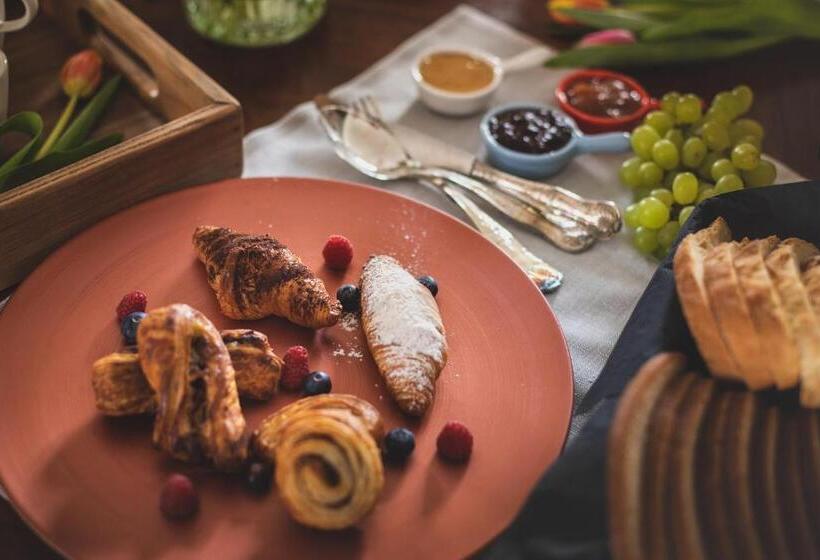 فندق Relais Almaranto