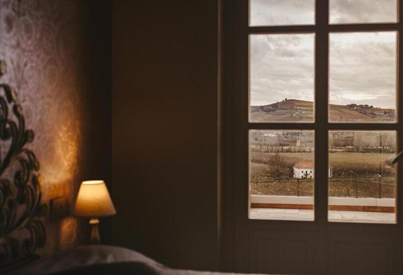 فندق Relais Almaranto