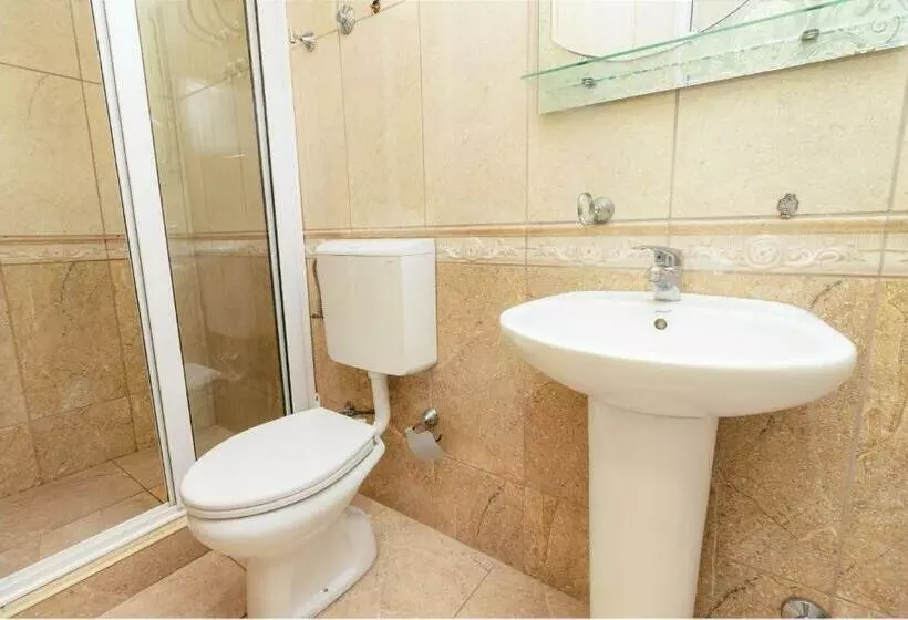 هتل Prego