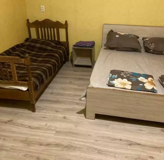 پانسیون Guest House Econom