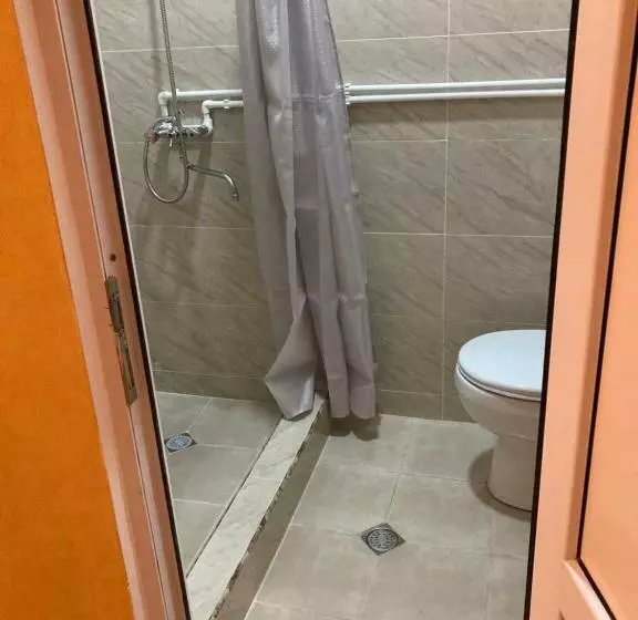 پانسیون Guest House Econom