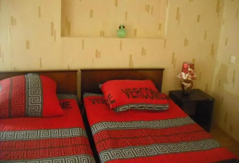 پانسیون Guest House Econom