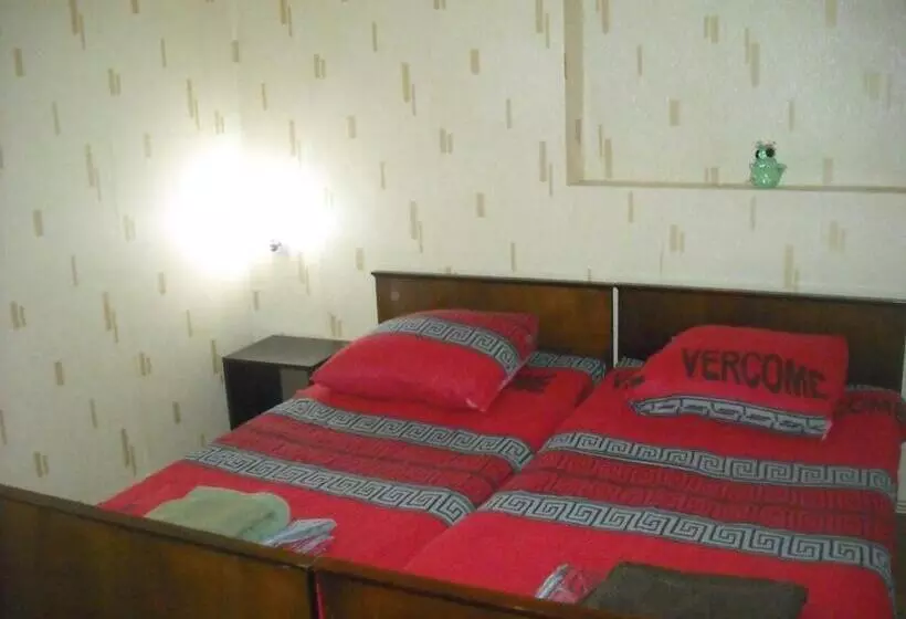 پانسیون Guest House Econom