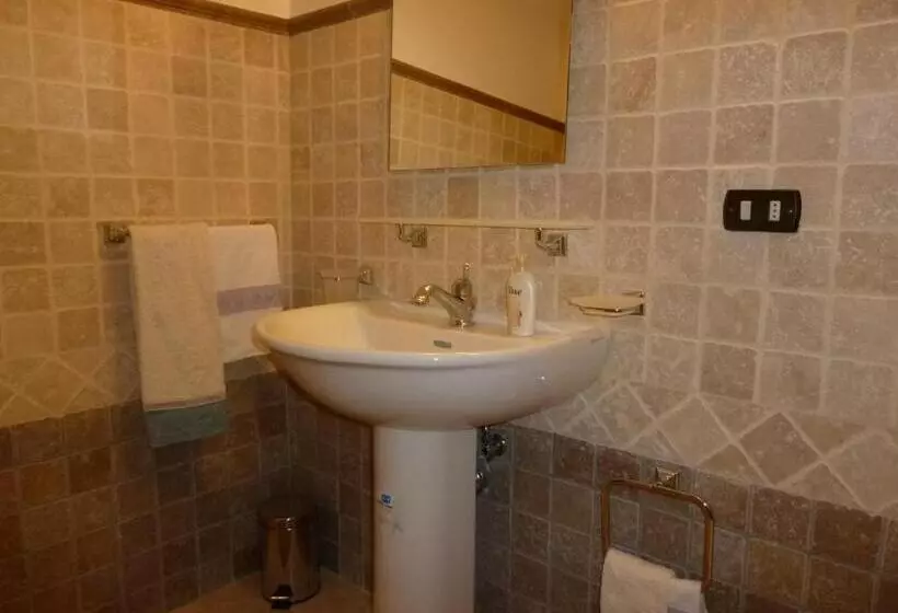 ペンション Palazzo Franza Musarò