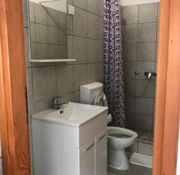 پانسیون Rooms & Apartments Kaurloto