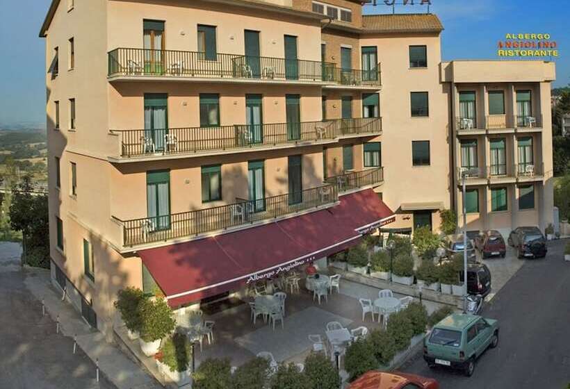 בית מלון כפרי Angiolino