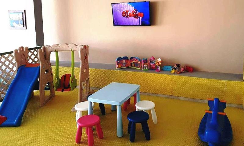 Отель Caravel Apartment