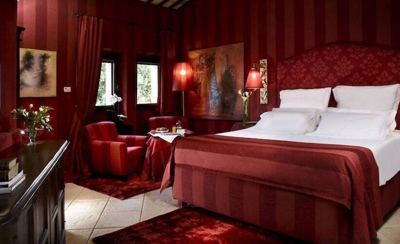 Отель Castel Porrona Relais & Spa