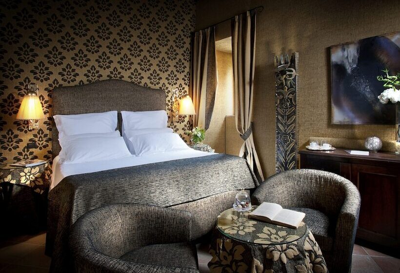 Отель Castel Porrona Relais & Spa