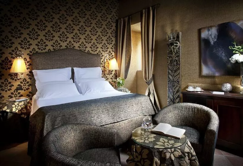 ホテル Castel Porrona Relais & Spa