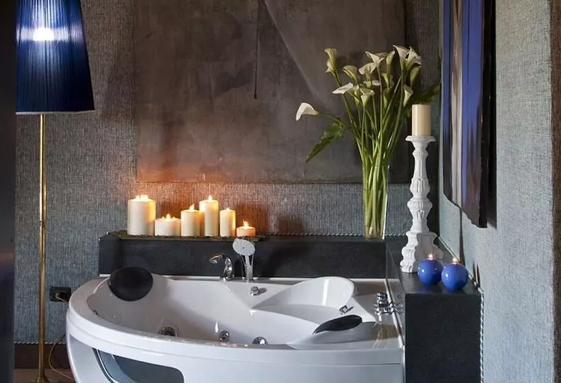 ホテル Castel Porrona Relais & Spa