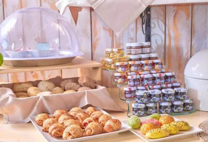 Отель Dolce Vita Boutique