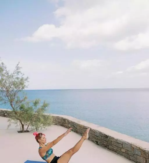 هتل Erofili Beach