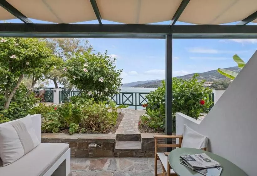 هتل Erofili Beach