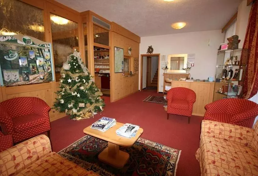 Отель Garni Lago Nembia