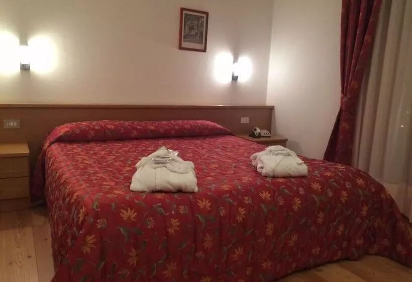 Отель Garni Lago Nembia