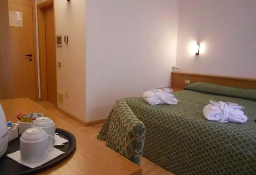 Отель Garni Lago Nembia